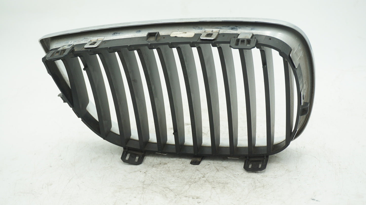 BMW 1 SERIES E87 CHROME LHS LEFT FRONT KIDNEY GRILL 7077129