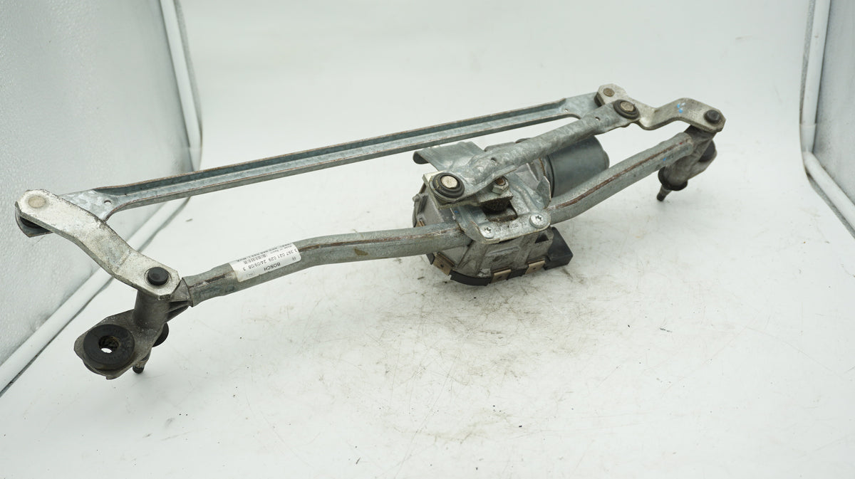 AUDI A 3 8P WINDSCREEN WIPER MOTOR 8P2955023 - LRI Autoparts