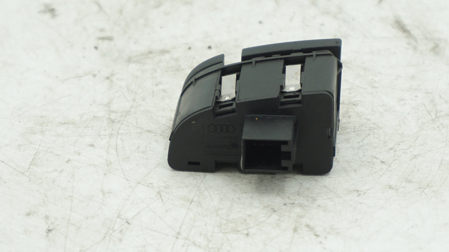 AUDI A6 C6 GLOVE BOX AND DISPLAY UNIT SWITCH 4F2927227