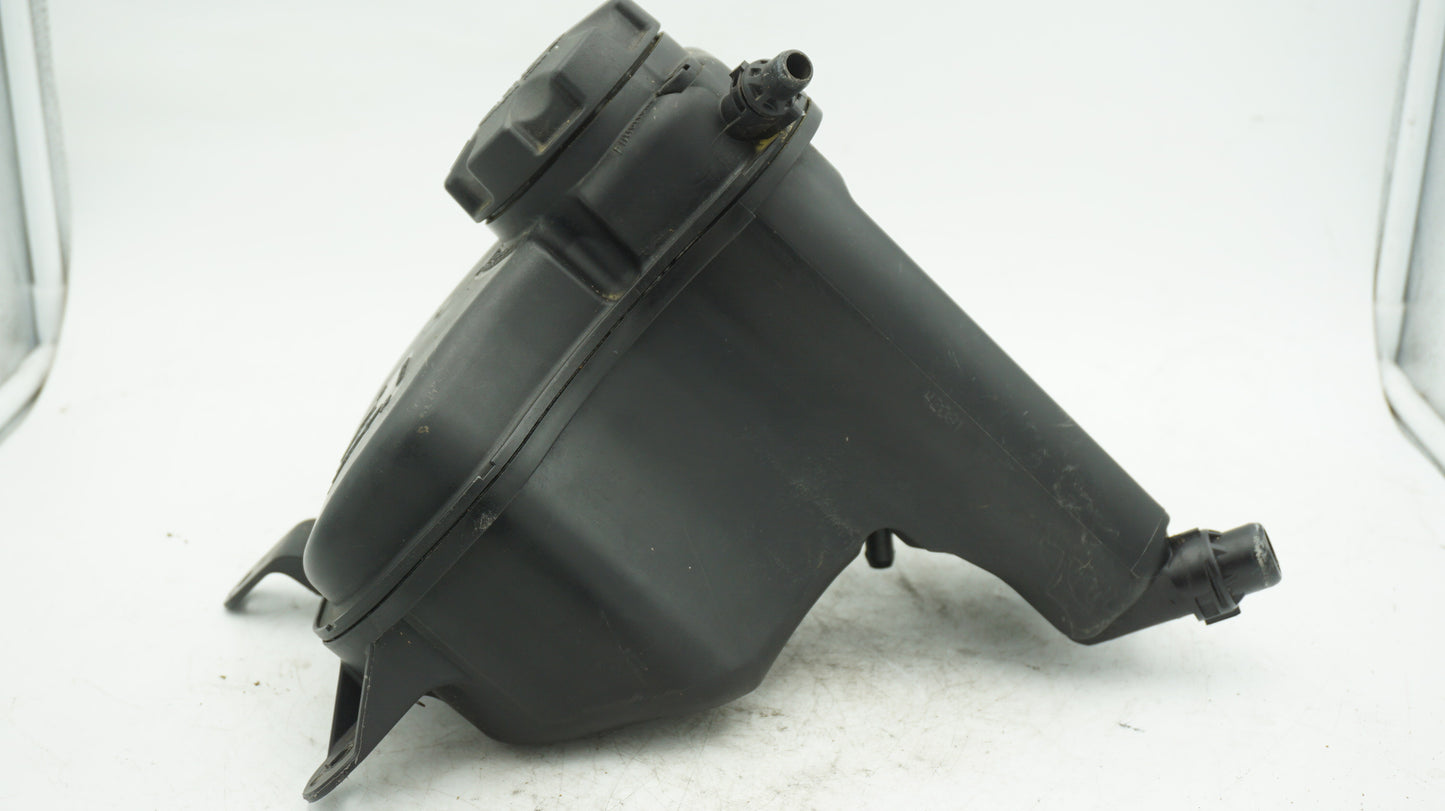 BMW 1 3 X SERIES COOLANT EXPANSION TANK 7519368