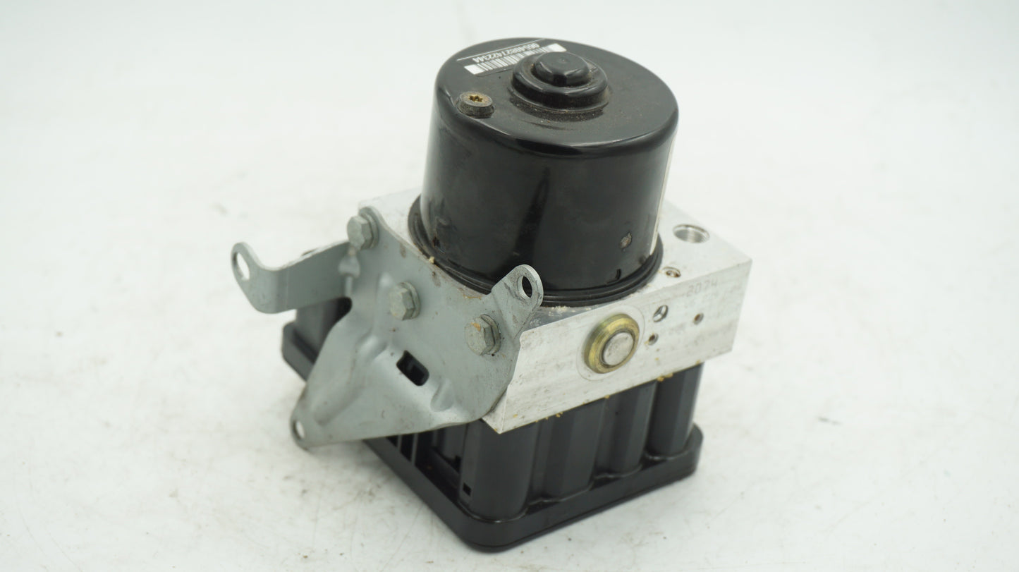 BMW 1 3 SERIES E82 E87 E90 E92 ABS PUMP MODULE 6769844 6769845