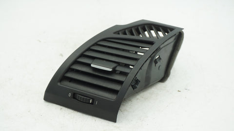 BMW E82 E87 E88 LEFT AIR VENT 7059187