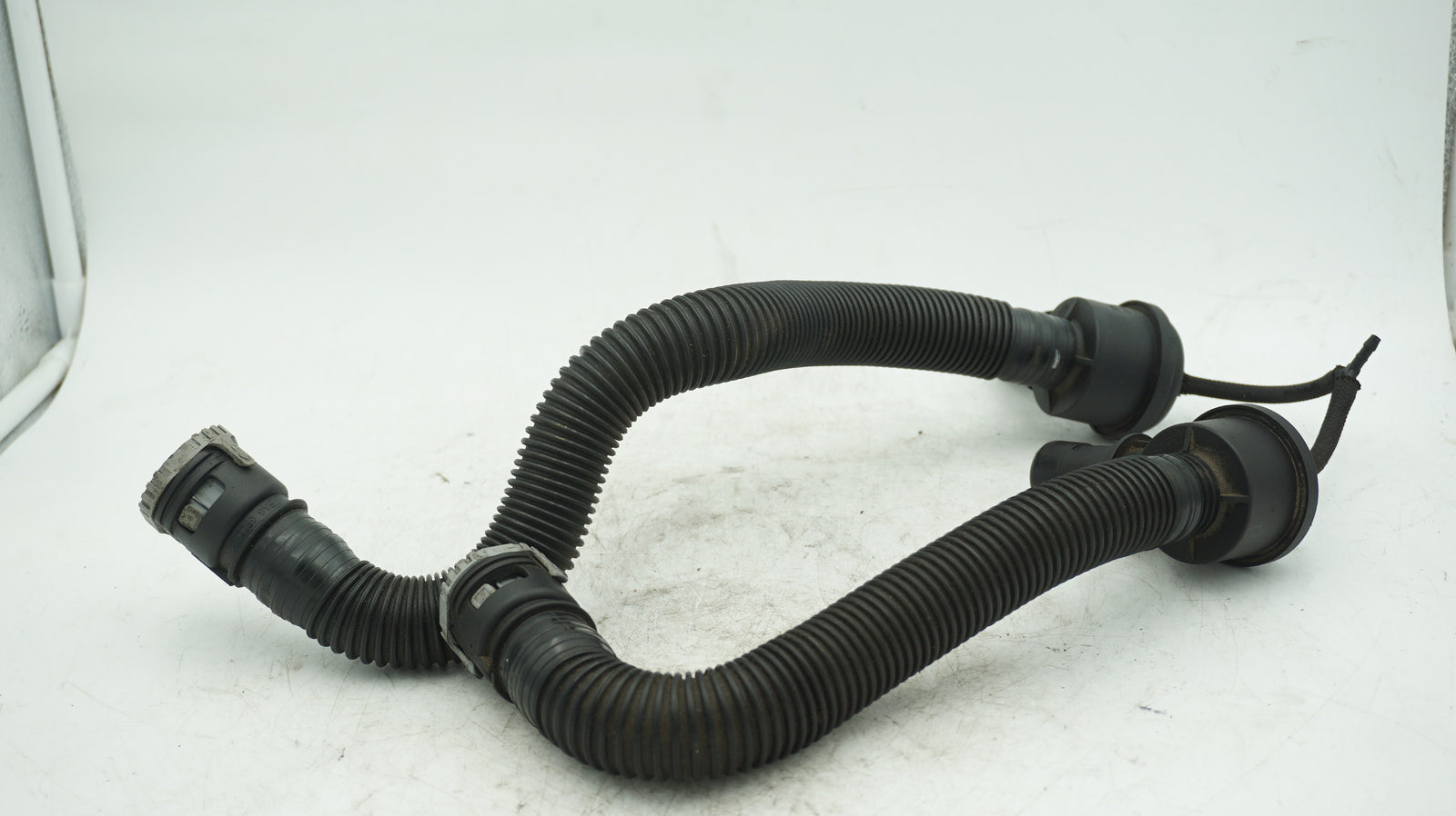 BMW 1 3 SERIES N54 TWIN TURBO INDUCTION AIR INTAKE PIPE HOSE 090152061 - LRI Autoparts