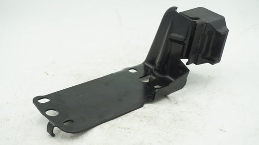 BMW 1 3 SERIES LEFT PASSENGER MOUNTING BRACKET 7117811