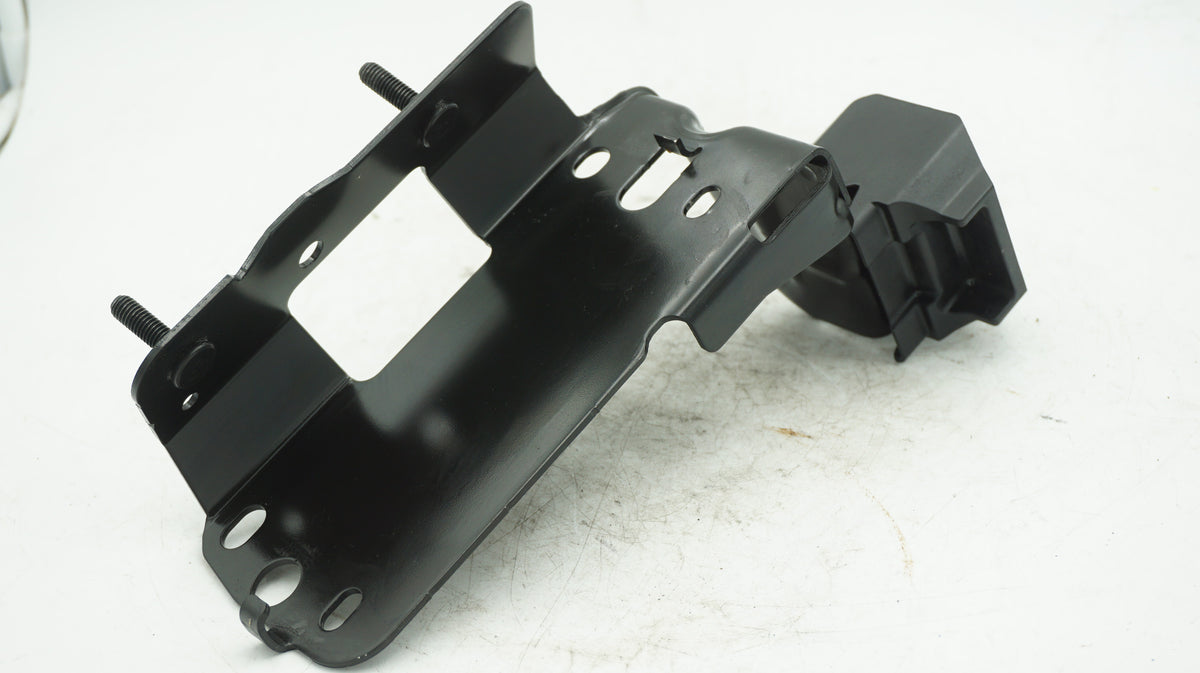 BMW E82 E88 E90 RHS RIGHT FRONT BUMPER CARRIER BRACKET 7154546 - LRI Autoparts
