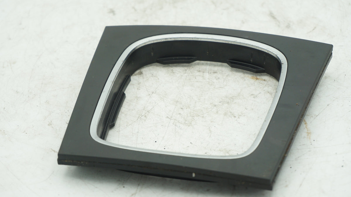 GENUINE 2011 AUDI A3 8P 2008-2013 GEAR SELECTOR SHIFTER SURROUND TRIM 8P0864261