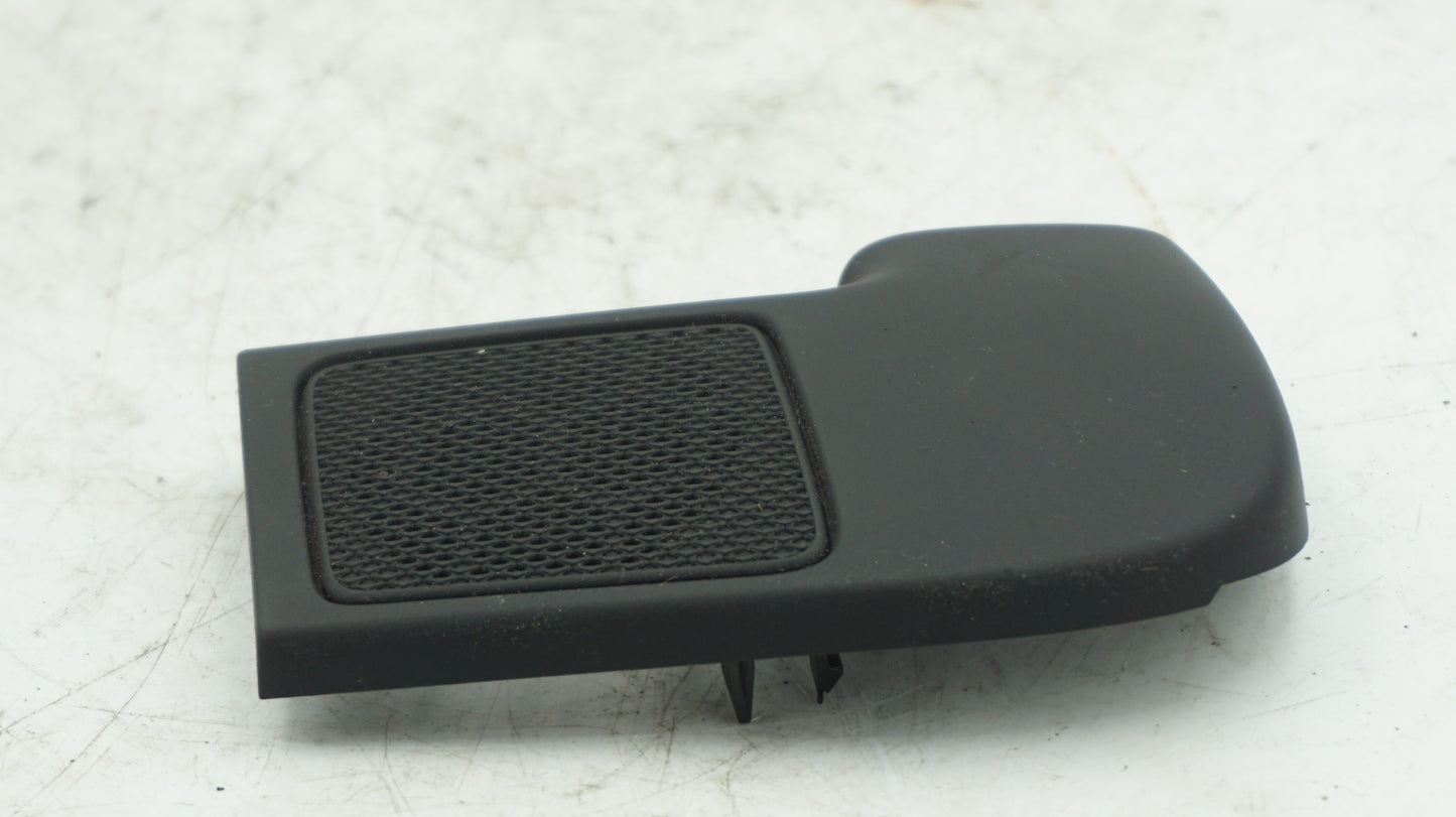 AUDI A3 8P DRIVER SIDE REAR DOOR SPEAKER COVER TRIM 8P4035794