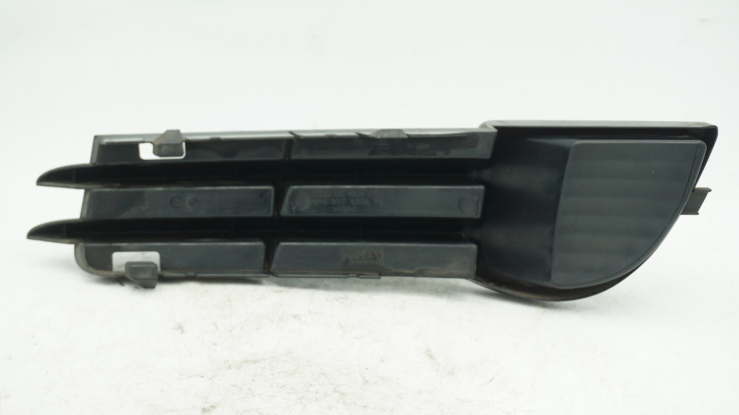 AUDI A3 8P S-LINE FRONT RIGHT BUMPER GRILL 8P4807682