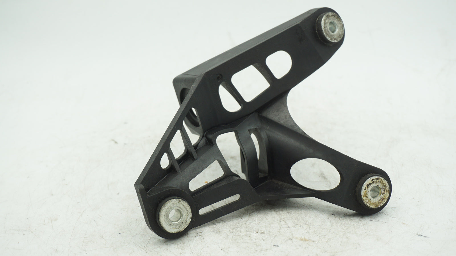 VW AUDI MANUAL GEARBOX LINKAGE SUPPORT BRACKET 1K0711789
