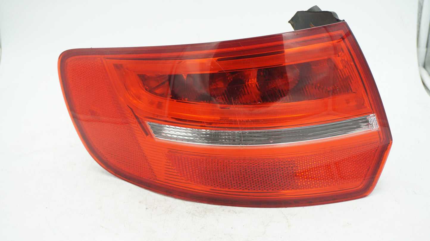 AUDI A3 8P HATCHBACK LEFT TAIL LIGHT 8P4945095