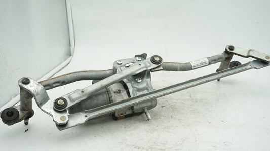 AUDI A3 8P WINDSCREEN WIPER MOTOR 8P2955119