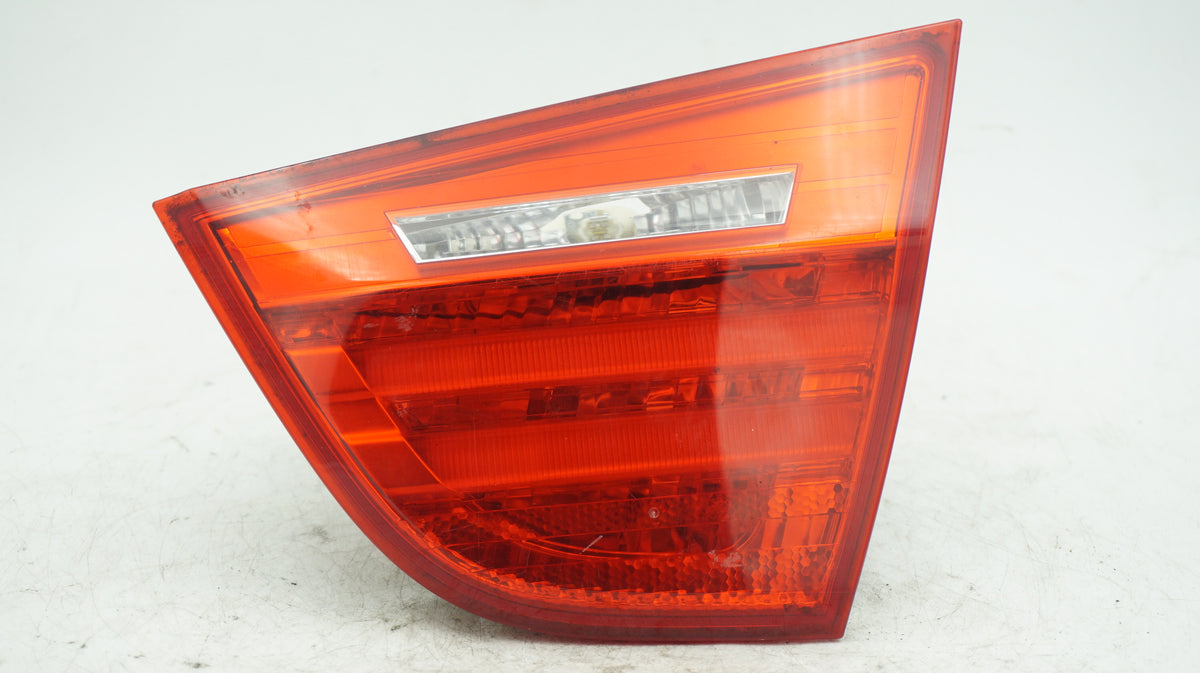 BMW 3 SERIES E90 INNER RIGHT TAIL LIGHT 4871734