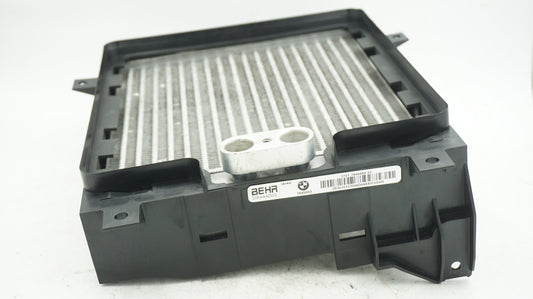 BMW X5 X6 M F86 S63R ENGINE AUXILIARY OIL COOLER 17217645693