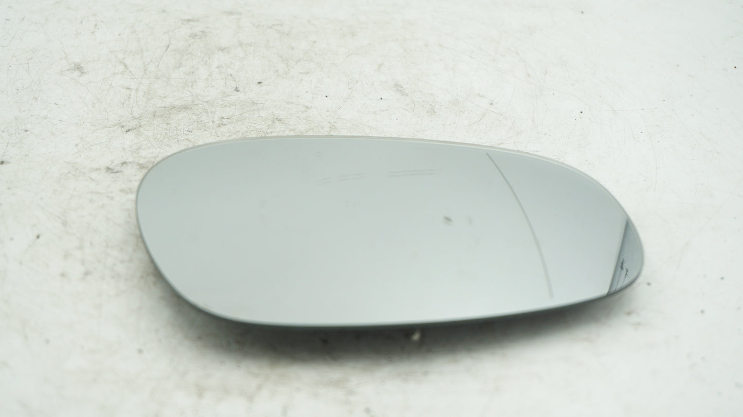 BMW 1 SERIES E82 E87 E88 RHS RIGHT SIDE MIRROR GLASS