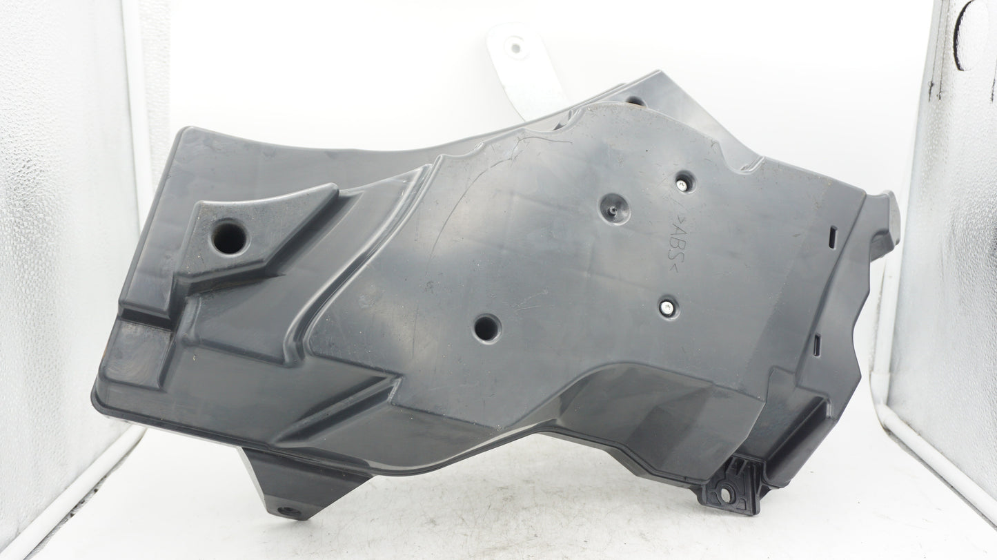 AUDI A3 8P SUBWOOFER 8P4035382