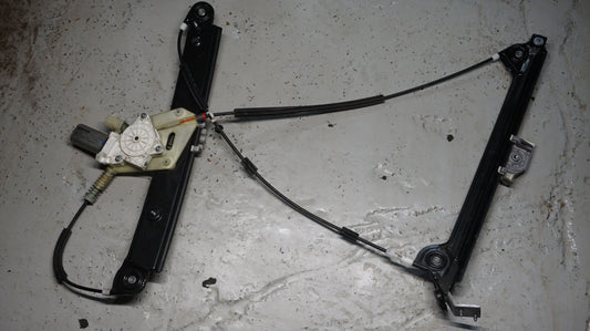 BMW 1 SERIES E82 E88 RHS RIGHT DRIVERS SIDE WINDOW REGULATOR 6978846