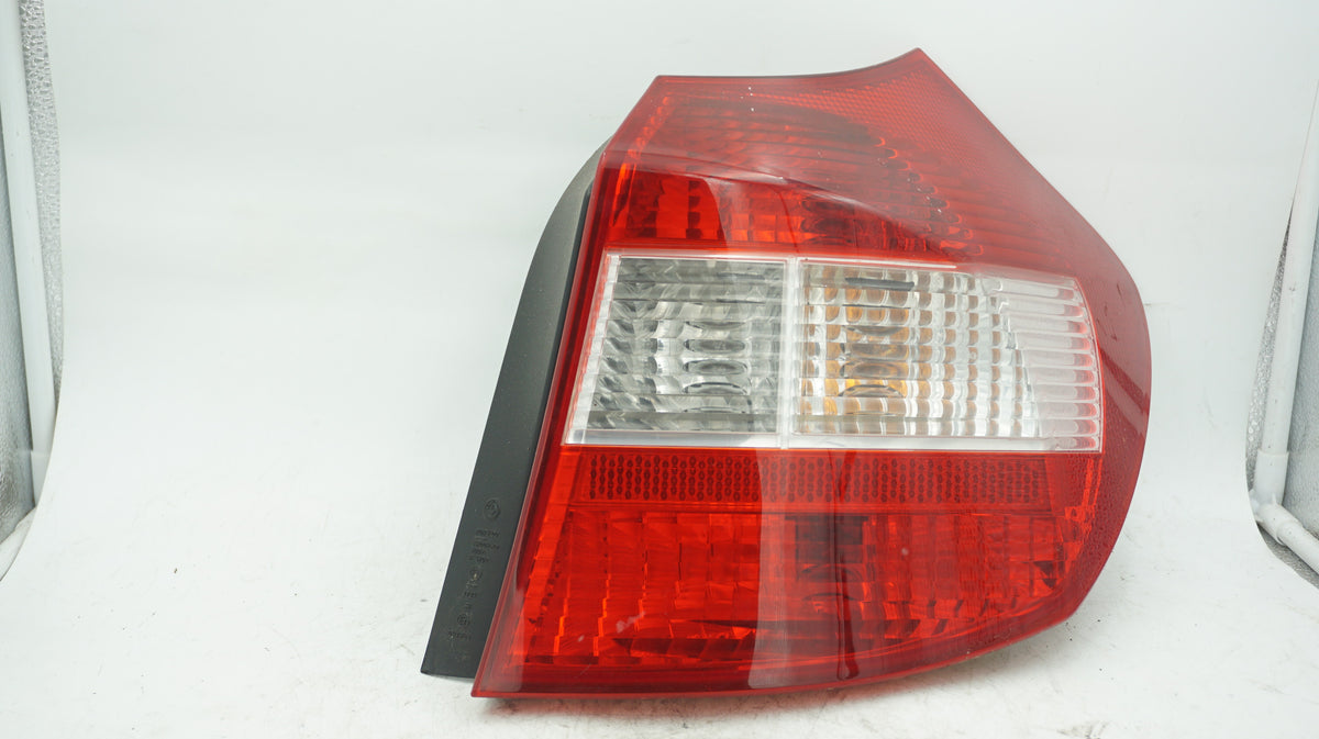 BMW 1 SERIES E87 HATCHBACK RIGHT TAIL LIGHT LAMP - LRI Autoparts