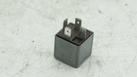 VW AUDI FUSE NUMBER 373 8D0951253A