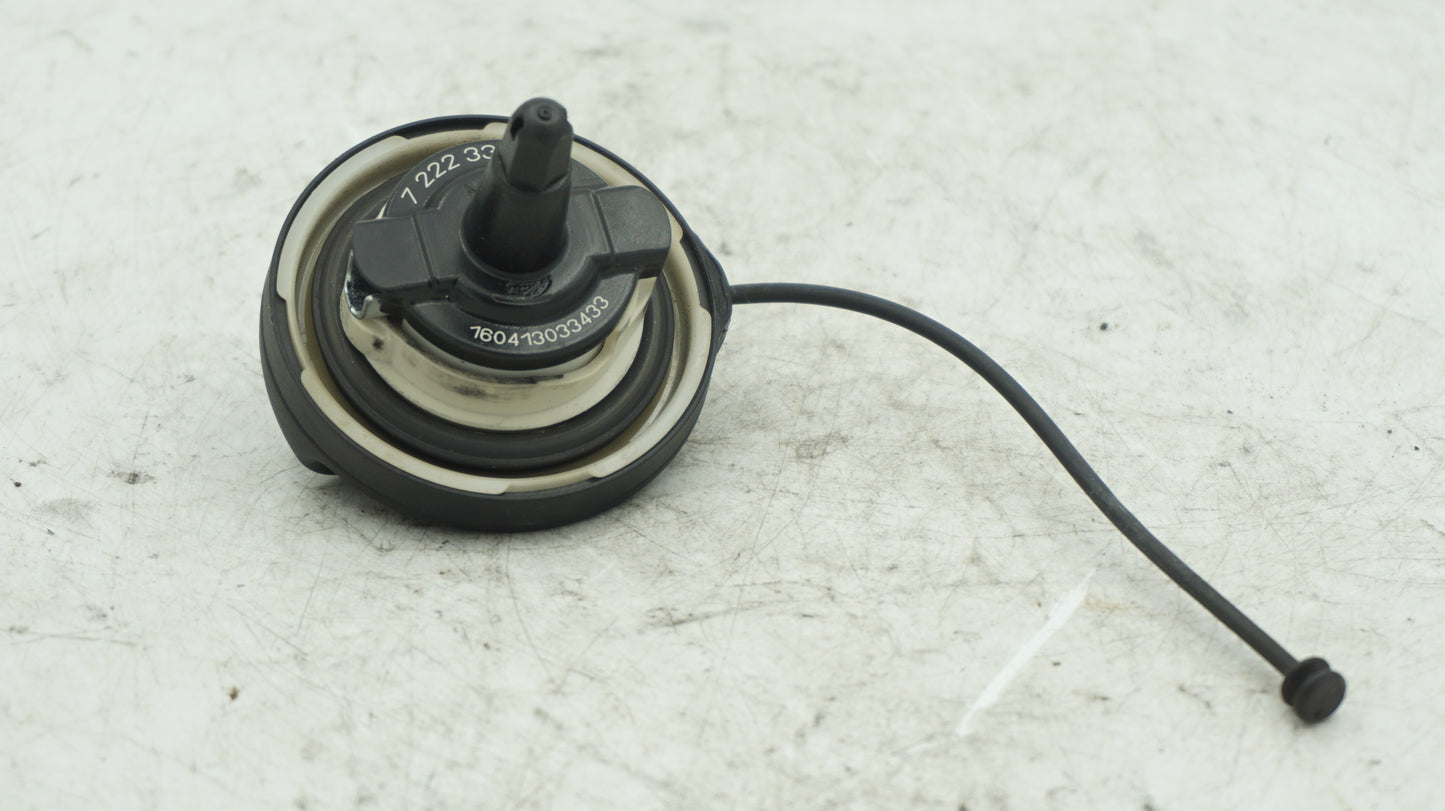 BMW 1 3 5 X SERIES FUEL PETROL CAP 7222330