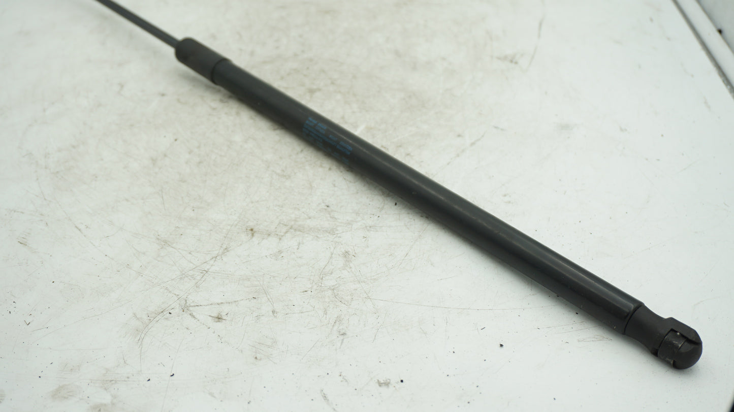 AUDI A3 8P BONNET STRUT 8P0823359