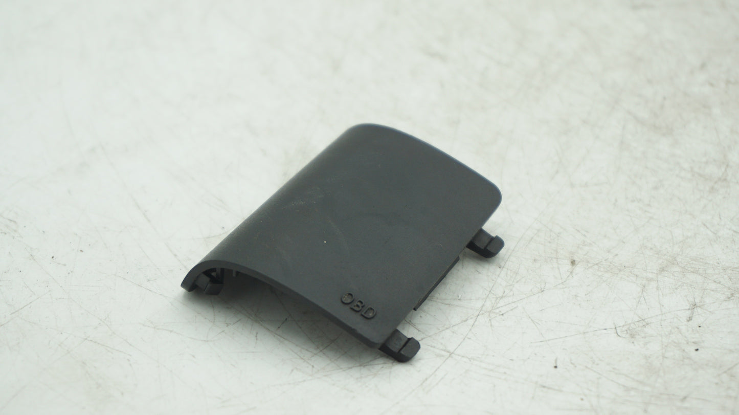 BMW 1 SERIES E82 E87 E88 OBD COVER TRIM BLACK 7144920