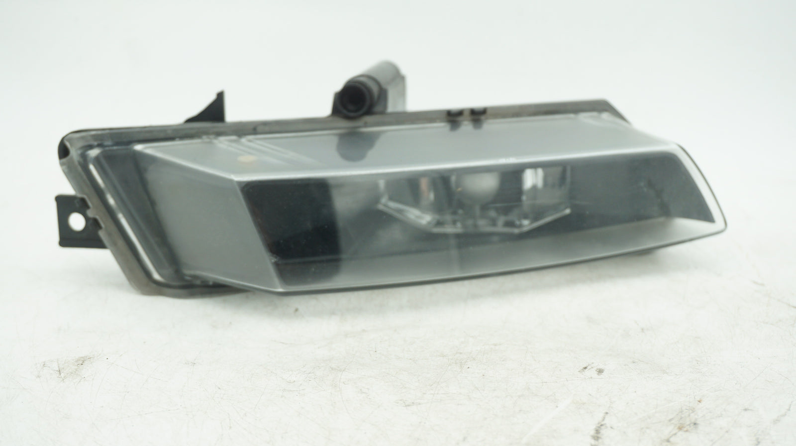BMW 1 SERIES E82 E87 E88 RIGHT DRIVERS SIDE FOG LIGHT 7181288 - LRI Autoparts