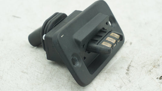 VOLKSWAGEN CADDY LEFT SLIDING DOOR CONTACT SWITCH 2K0907438
