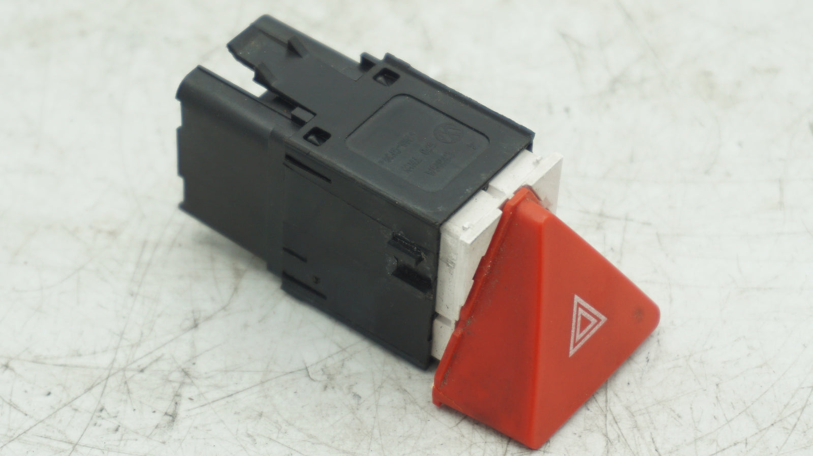 VW CADDY TOURAN HAZARD LIGHT SWITCH 1T0953509 - LRI Autoparts