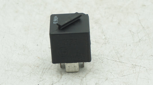 BMW 1 3 5 6 7 X SERIES RELAY FUSE 6901469