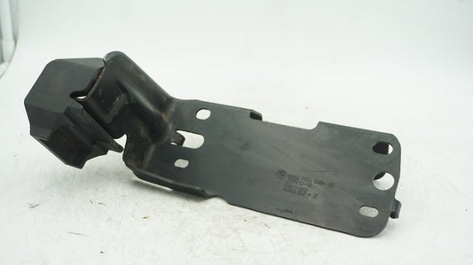 BMW E82 E88 E90 RHS RIGHT FRONT BUMPER CARRIER BRACKET 7154546