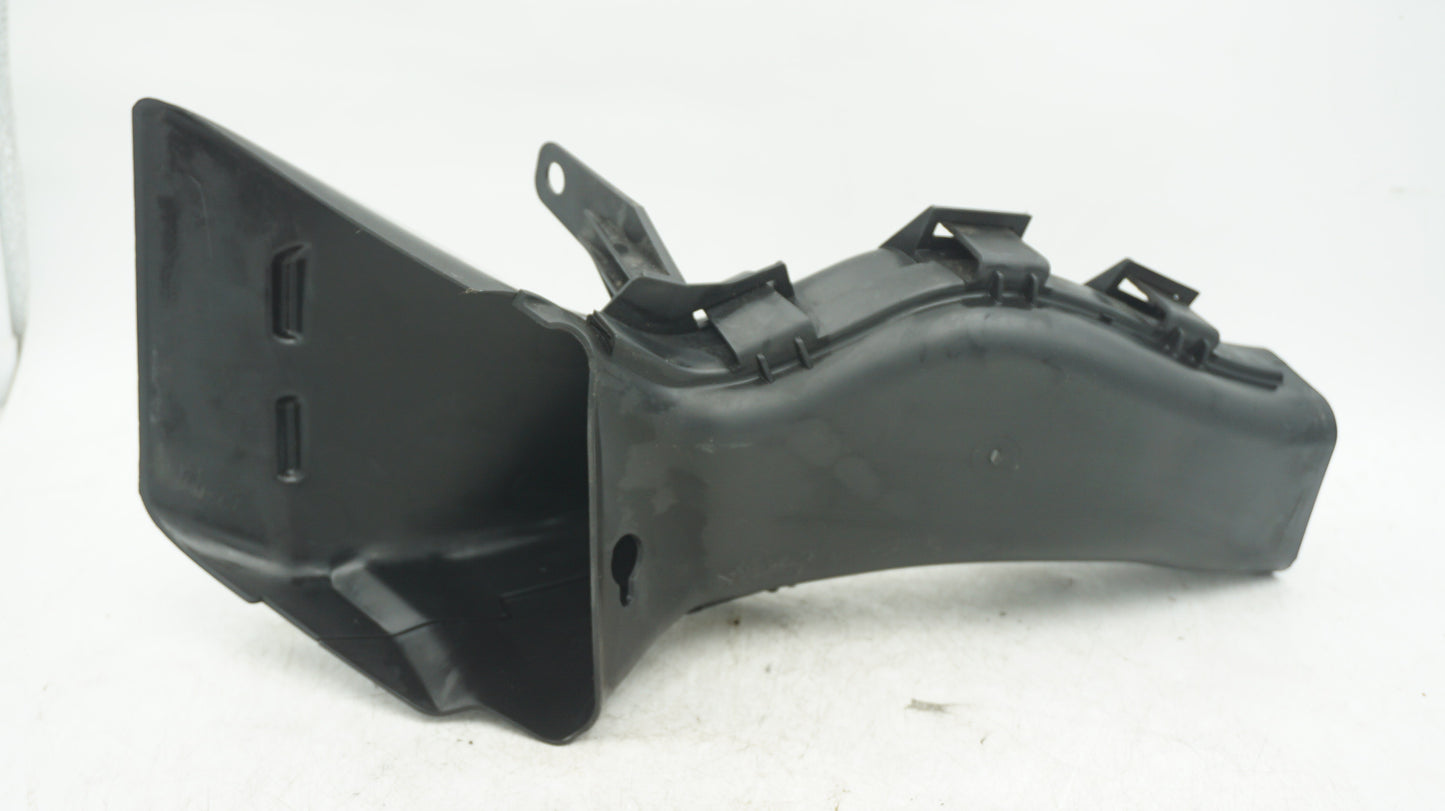 BMW 3 SERIES E92 E93 FRONT RIGHT BRAKE AIR DUCT 7161438