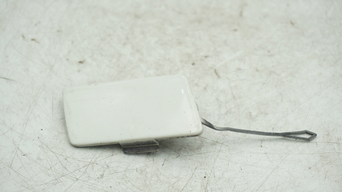 BMW E82 E88 LCI FRONT BUMPER TOW HOOK COVER 7263118 - LRI Autoparts