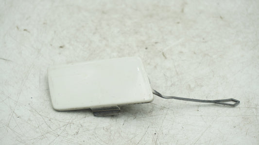 BMW E82 E88 LCI FRONT BUMPER TOW HOOK COVER 7263118