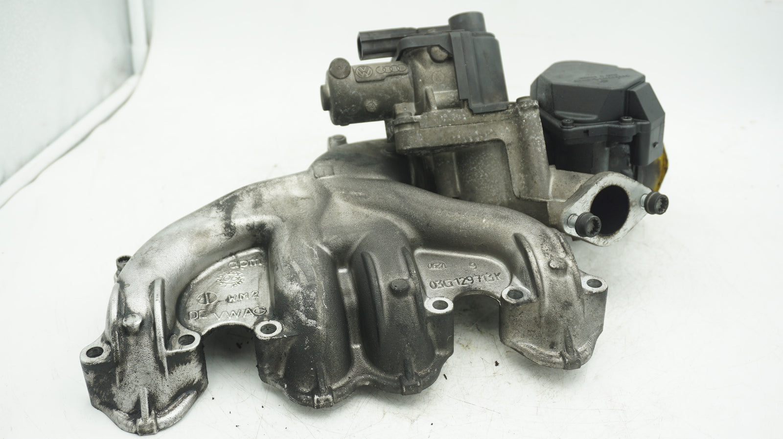VW AUDI INTAKE MANIFOLD 03G129713 - LRI Autoparts