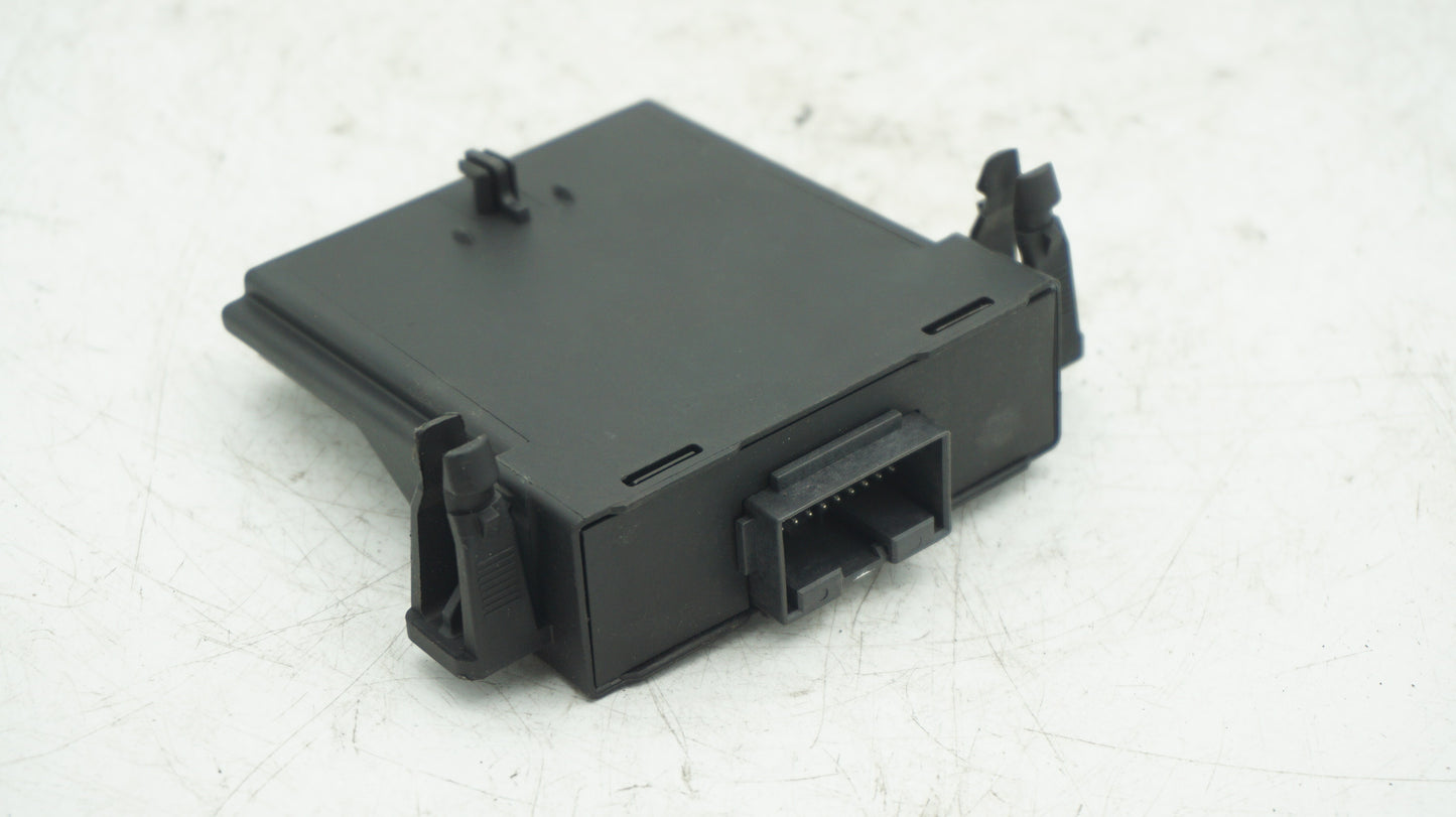 AUDI A3 8P GATEWAY CONTROL MODULE 1K0907530H