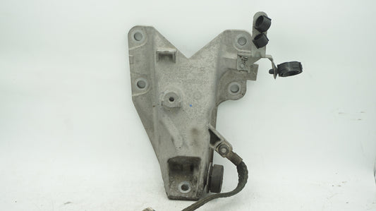 BMW 1 3 SERIES N54 ENGINE SUPPORT BRACKET 6760317