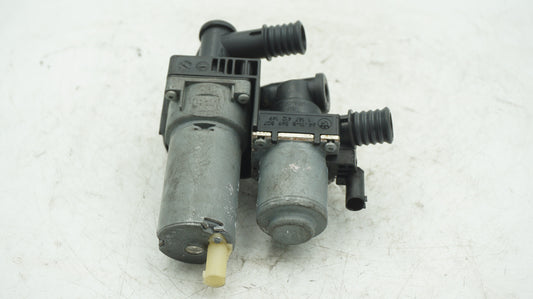 BMW 5 SERIES E39 WATER HEATER VALVE 8369807