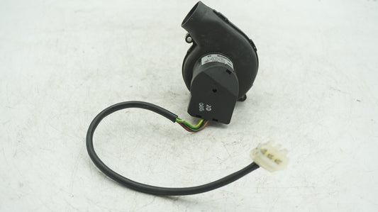 BMW 5 SERIES E39 FUSEBOX COOLING FAN 1745181