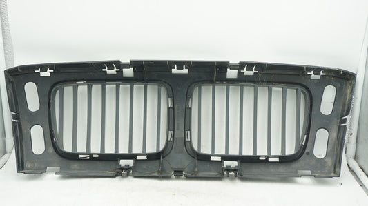 BMW 5 SERIES E34 FRONT RADIATOR WIDE KIDNEY GRILL 8148727