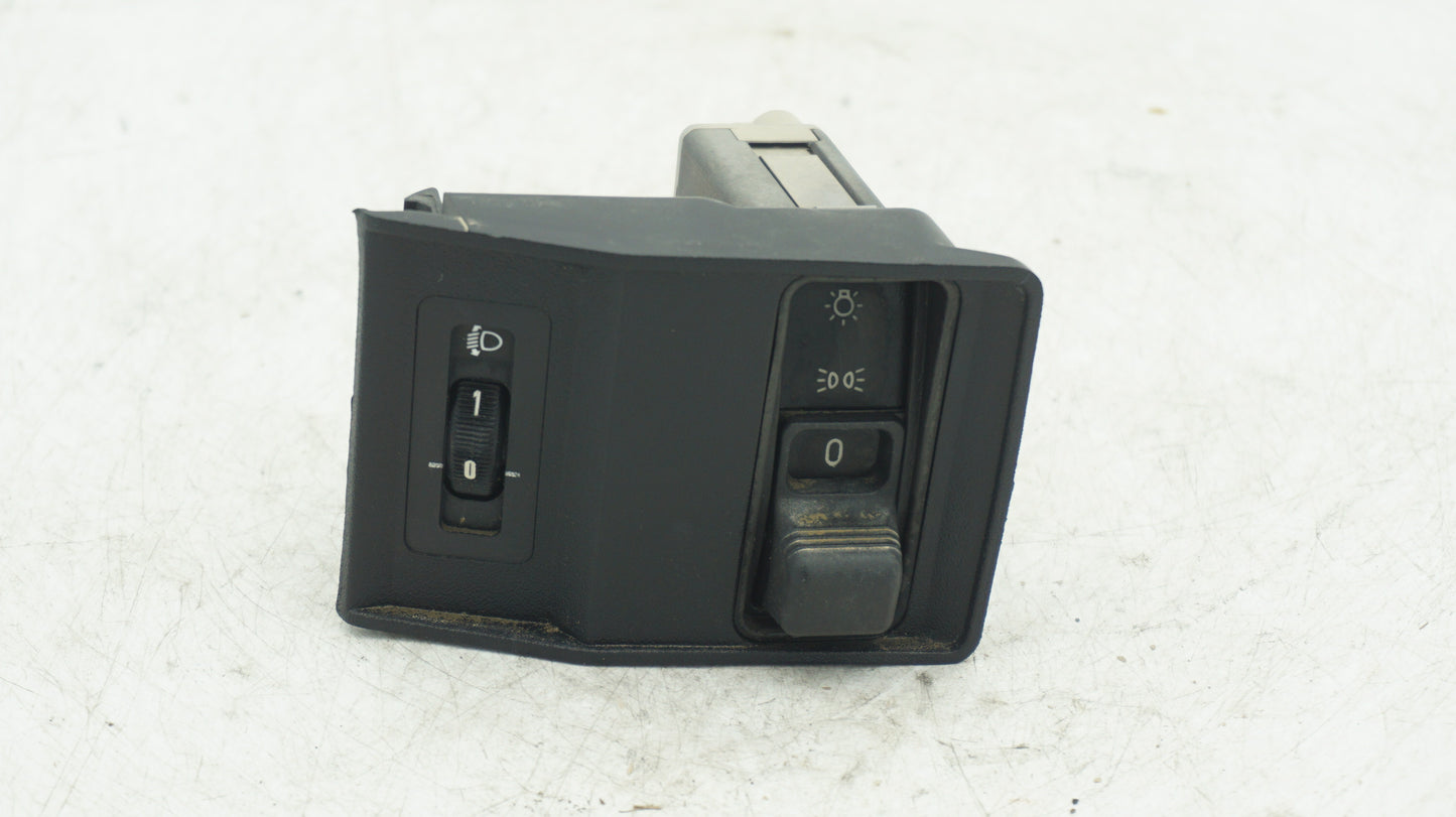 BMW 5 SERIES E34 RIGHT HEADLIGHT ADJUSTER SWITCH 8110498