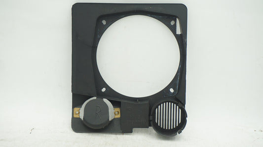 BMW 5 SERIES E34 REAR RIGHT SPEAKER SUPPORT FRAME 1378776