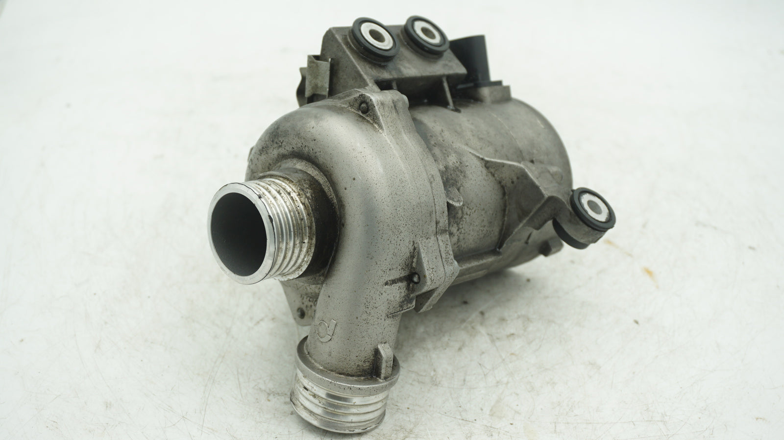 BMW 1 3 5 X N52 N52N WATER PUMP 7545201 - LRI Autoparts