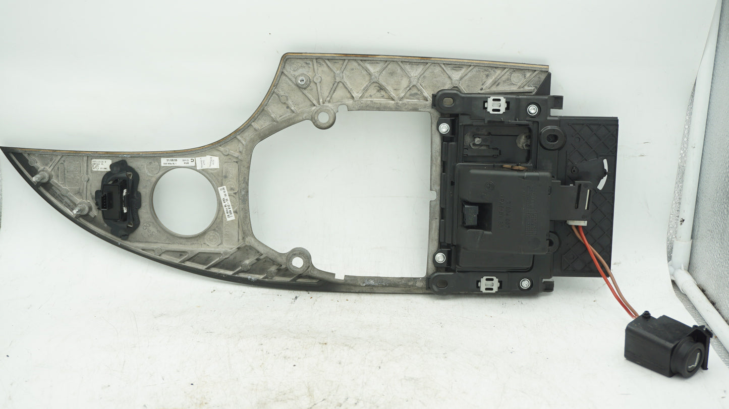 BMW 5 SERIES E60 CENTRE CONSOLE COVER TRIM 7059912