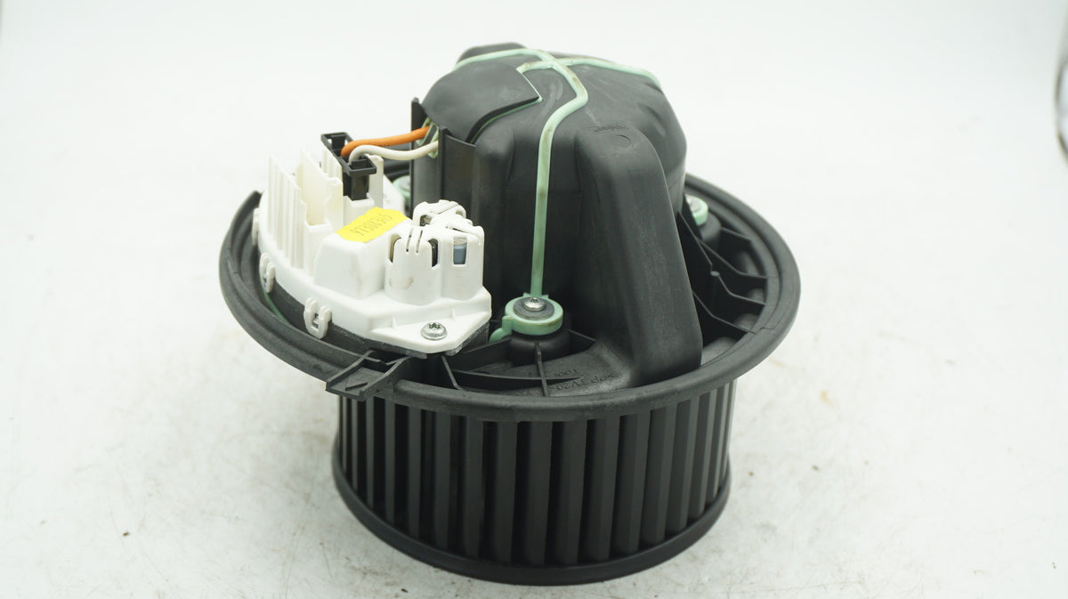 BMW 1 3 X SERIES HEATER BLOWER FAN 985467W - LRI Autoparts