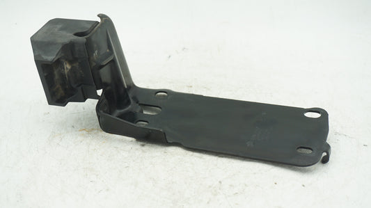 BMW 1 3 SERIES E82 E88 E90 E93 RADIATOR SUPPORT BRACKET RHS DRIVER SIDE 51647117812