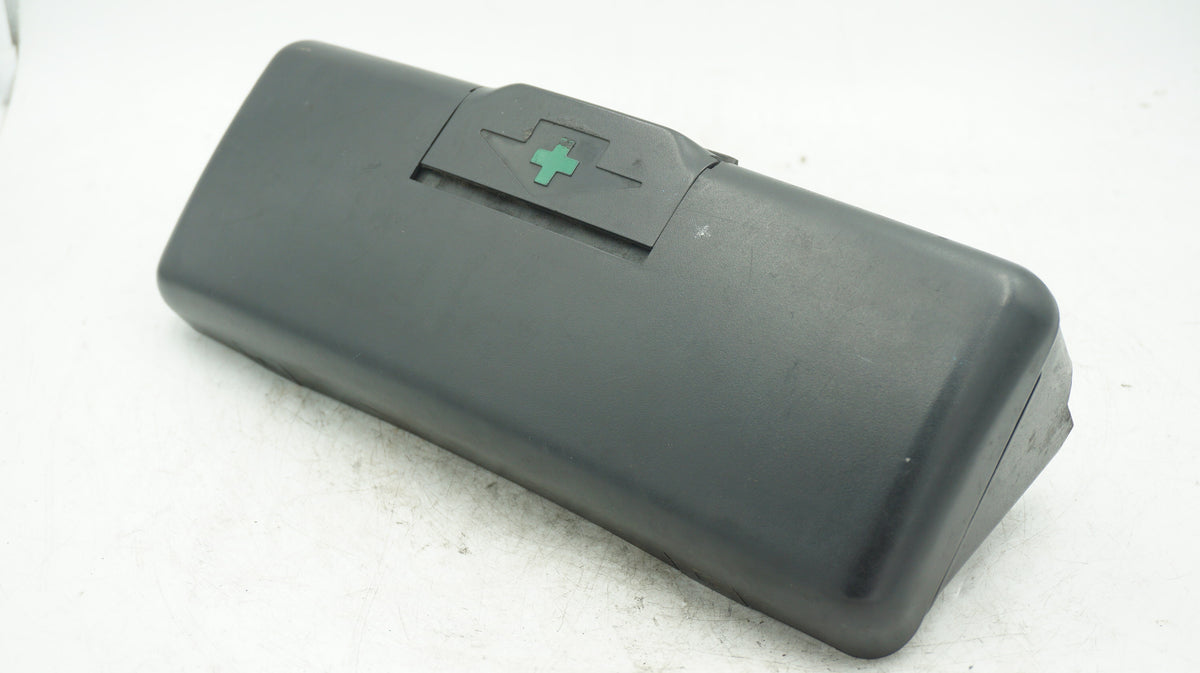 BMW 5 SERIES E39 FRONT SEAT FIRST AID KIT 8176553