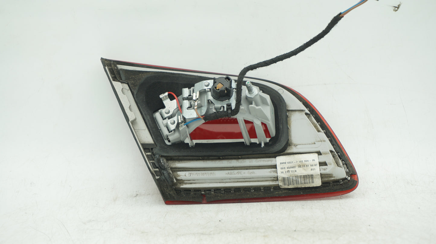 BMW 3 SERIES E39 REAR RIGHT INNER TAIL LIGHT 7162304