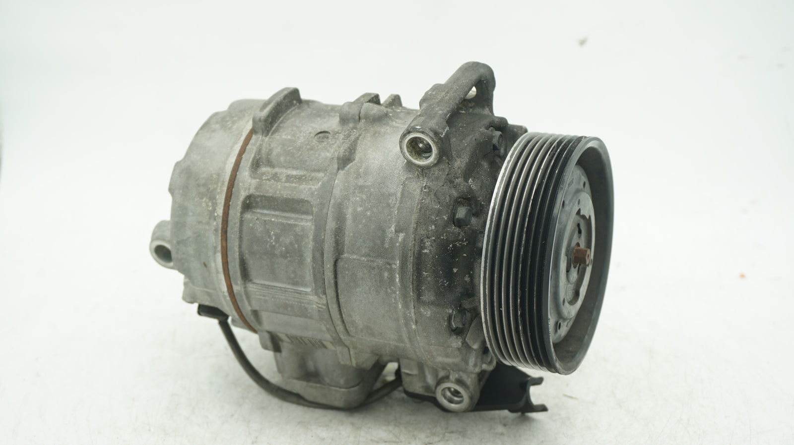BMW 1 3 X SERIES N54 A/C COMPRESSOR 6956719 - LRI Autoparts