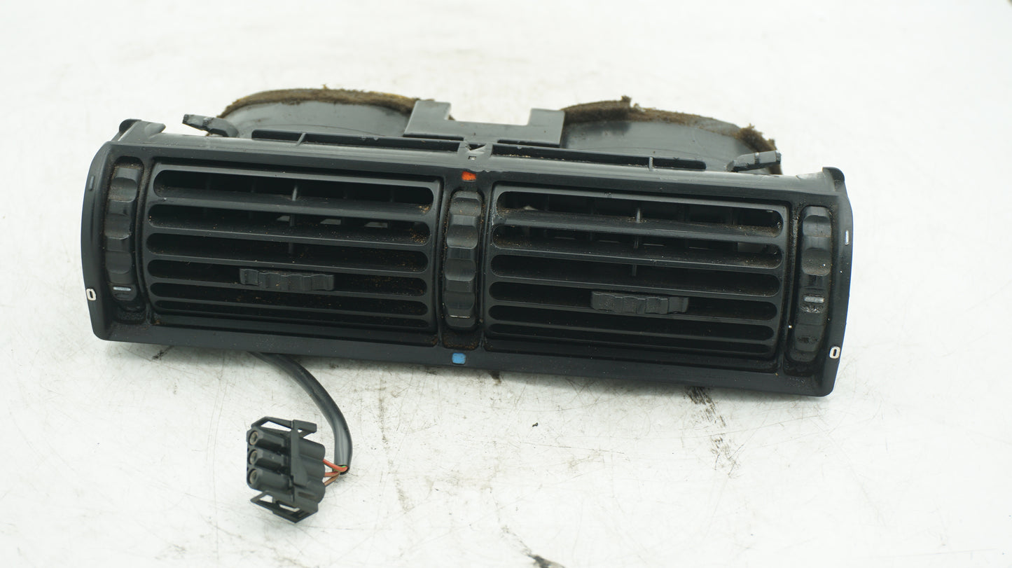 BMW 5 SERIES E34 CENTRE DASHBOARD AIR VENT