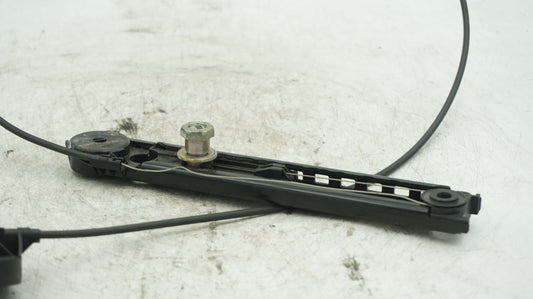 BMW 5 SERIES E39 FRONT RIGHT SEAT BELT TENSIONER 8125856